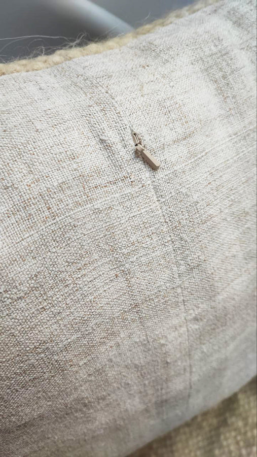 Dychyna pillow (half wooly)