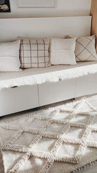 Tern ivory white rug