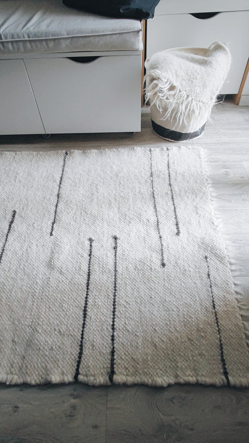 Strypa rug