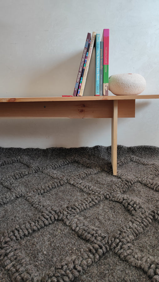 Ternyk dark gray rug